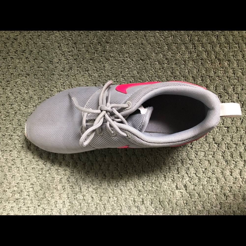 Nike Runners - Picture 2 of 4